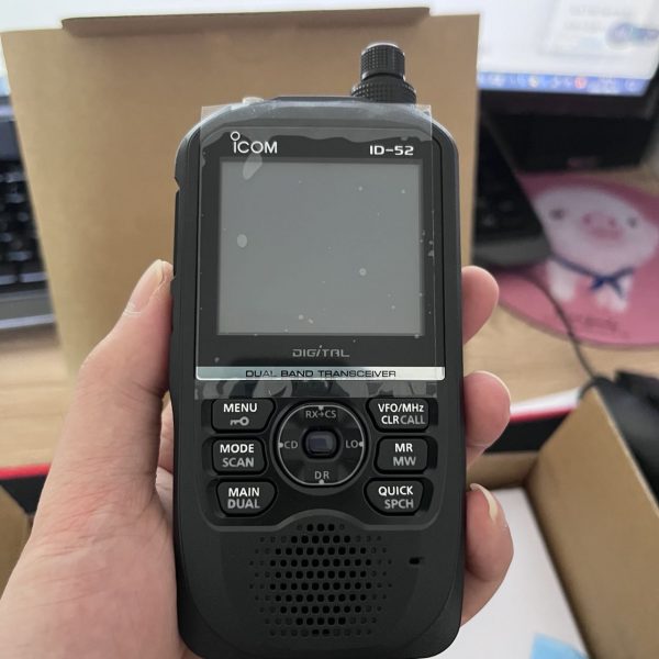 ICOM ID-52E Dual Band VHF UHF Digital Transceiver ICOM ID52E DMR Radios - Image 2