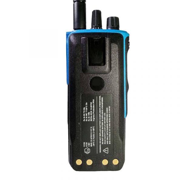 XiR-P8668Ex Motorola XiR P8668 EX Full Keypad Digital Radio - Image 2