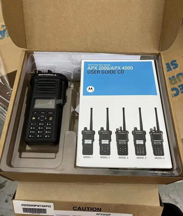 Motorola APX 2000/APX 4000 Portable Radio - Image 6
