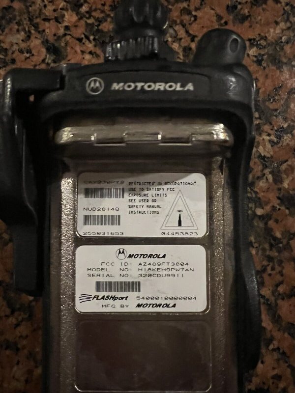 Motorola XTS5000 VHF 136-174 MHz Portable Radio - Image 3