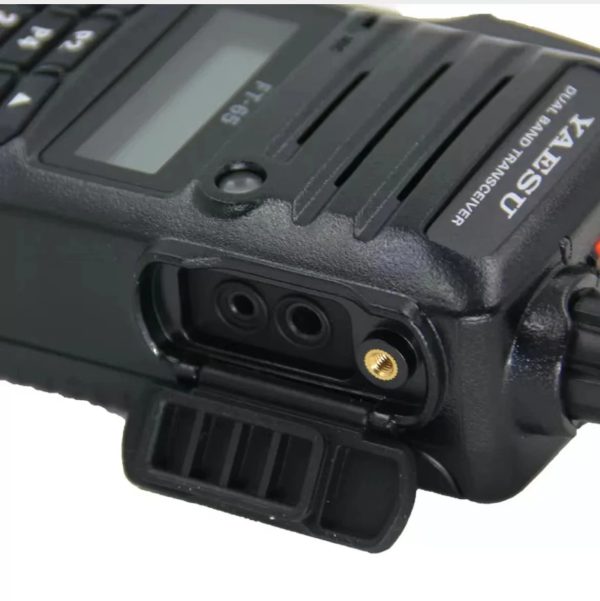 Dual Band YAESU FT-65R FT-65 VHF UHF Handheld Transceiver - Image 4