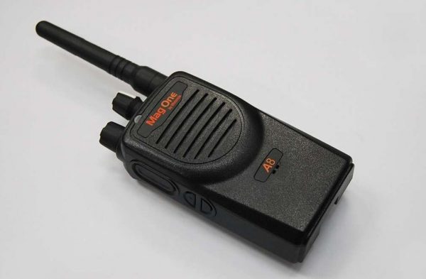 Free Shipping Mag One A8 Motorola UHF VHF Classic Professional Two way Radio - Image 2