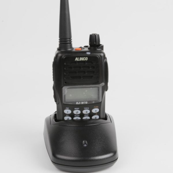 Classic HT Alinco DJ-W10 5W VFO VHF Handheld Walkie Talkies - Image 2