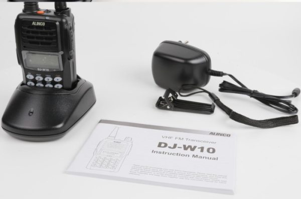Classic HT Alinco DJ-W10 5W VFO VHF Handheld Walkie Talkies - Image 4