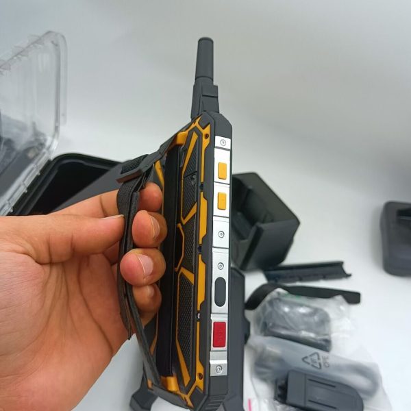 Conquest S8 4G Zello PTT WalkieTalkie IP68 Waterproof POC Phone - Image 4