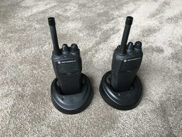 Motorola CP040 UHF VHF Professional Two way Radio - Image 4