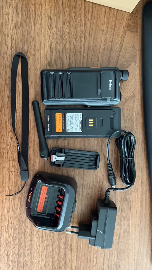 Hytera HP605 Professional Digital DMR Handheld Walkie Talkie - Image 5