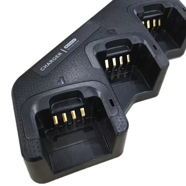 Charger Six way multi connection charging and discharging charger 110-220V for HYT PD580H PD590 PD500 PD530 PD680 PD700 - Image 4