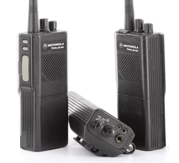 Motorola GP300 UHF VHF Handheld Professional Two way Radio - Image 4