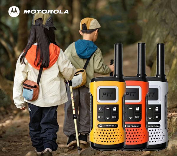 Motorola K6 UHF 5W Portable Radio for Kids Children Outdoor Skiing Cycling